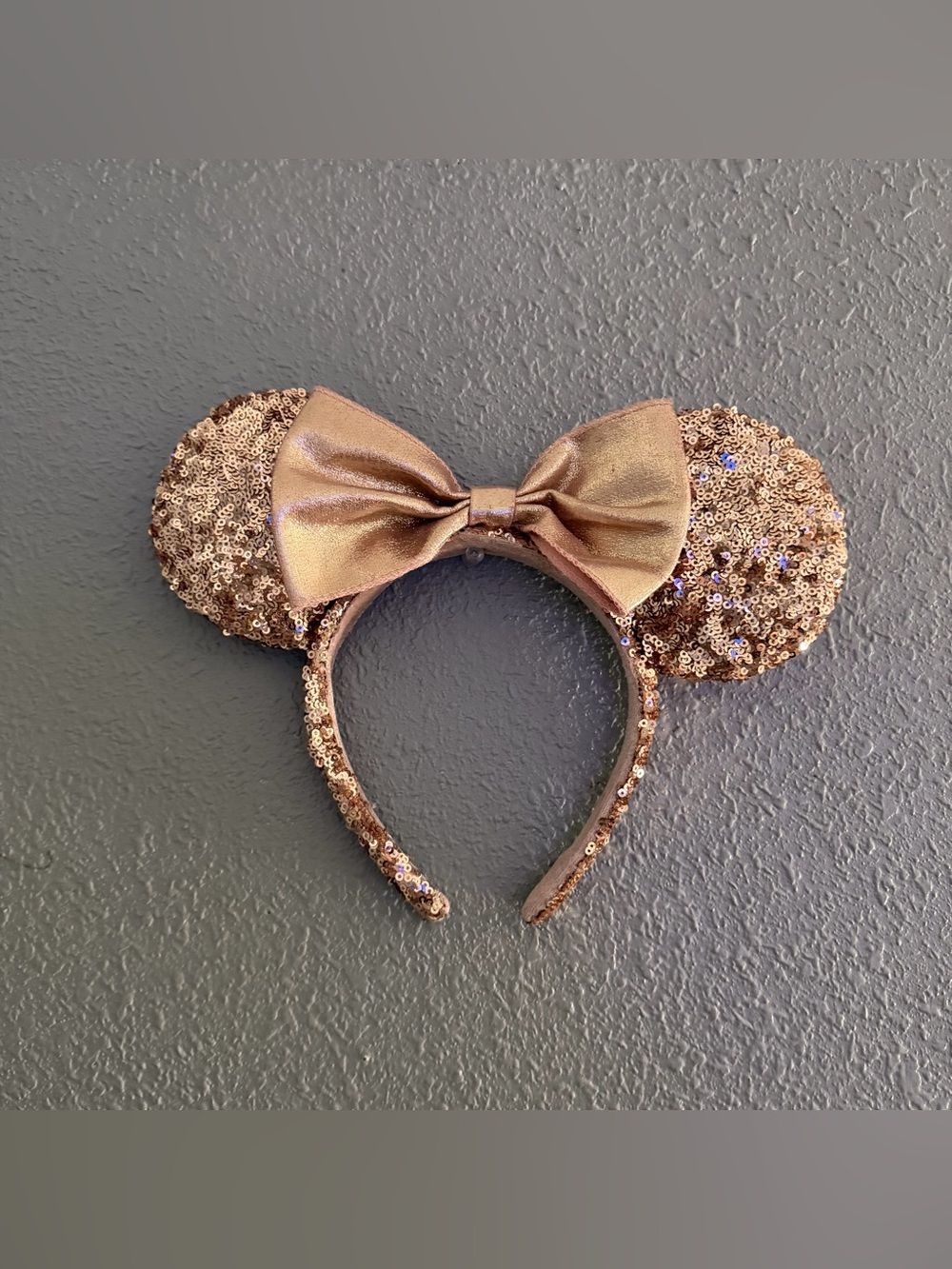 Disney Rose Gold Sequin Minnie Ears Headband
